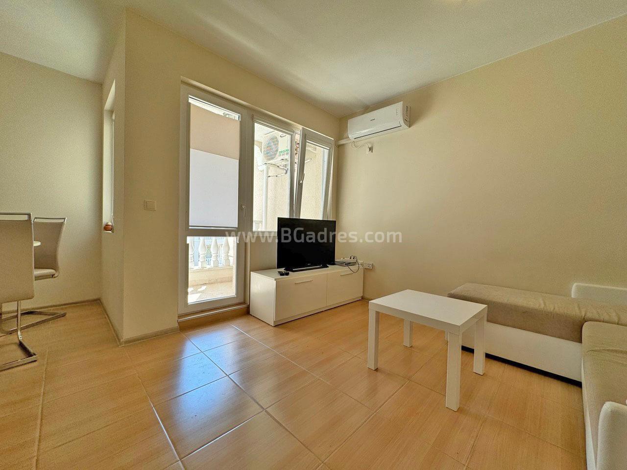 Апартамент в комплекс Лайфстайл Делукс І №3739