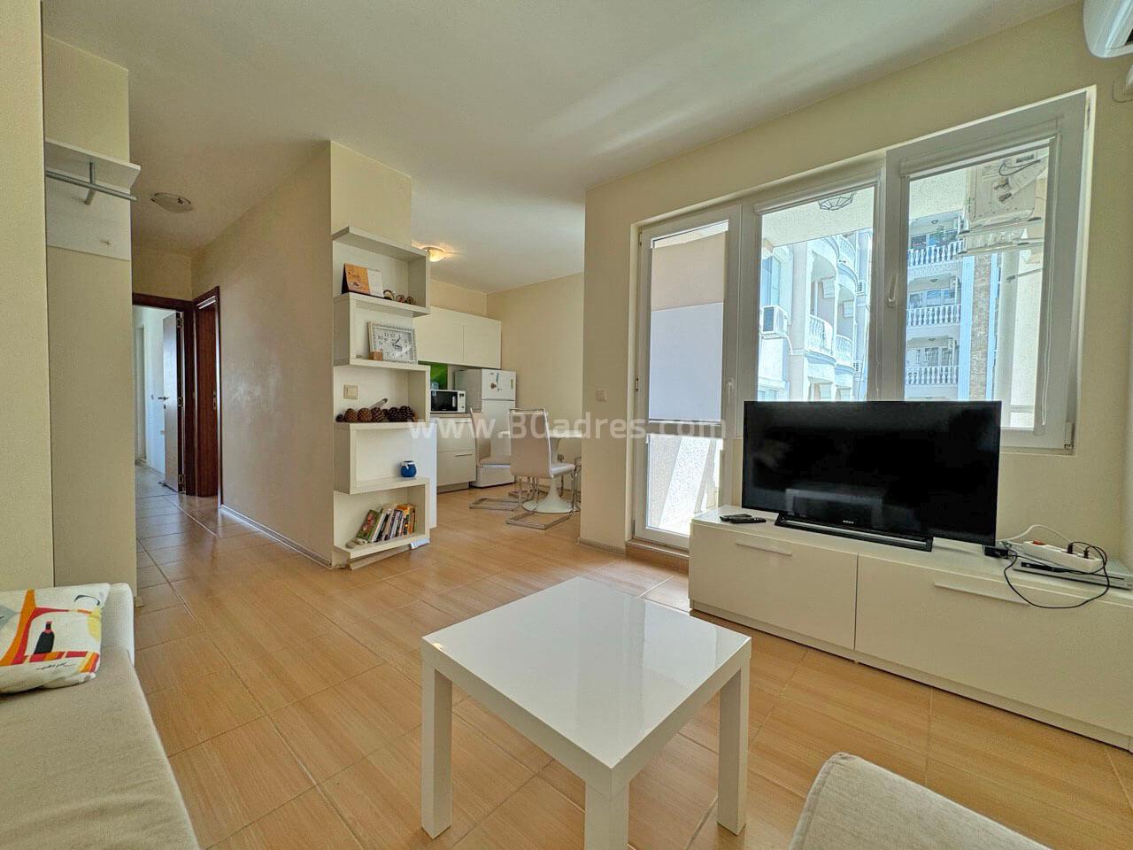 Апартамент в комплекс Лайфстайл Делукс І №3739