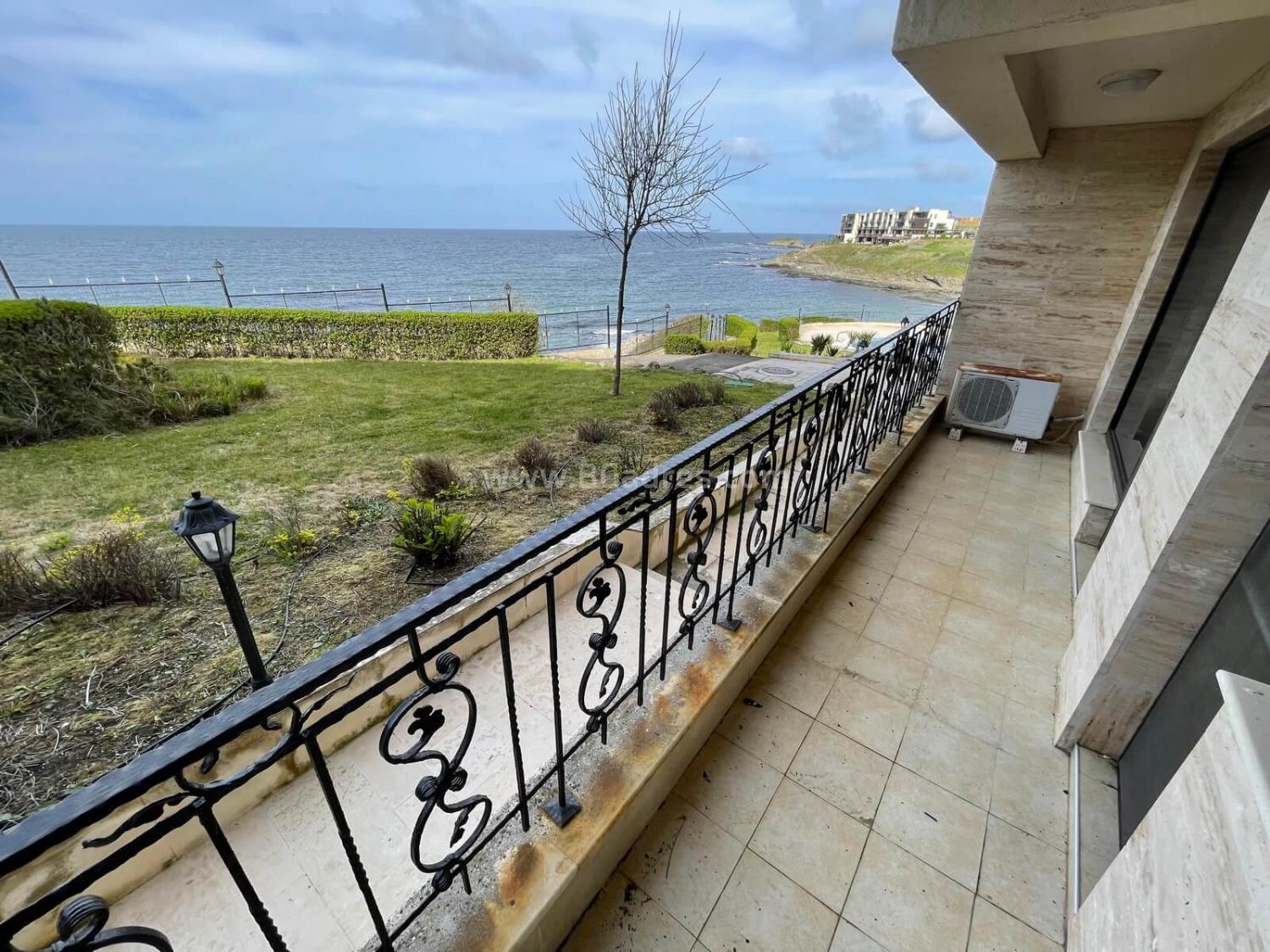 Квартира с видом на море на первой линии І №2527