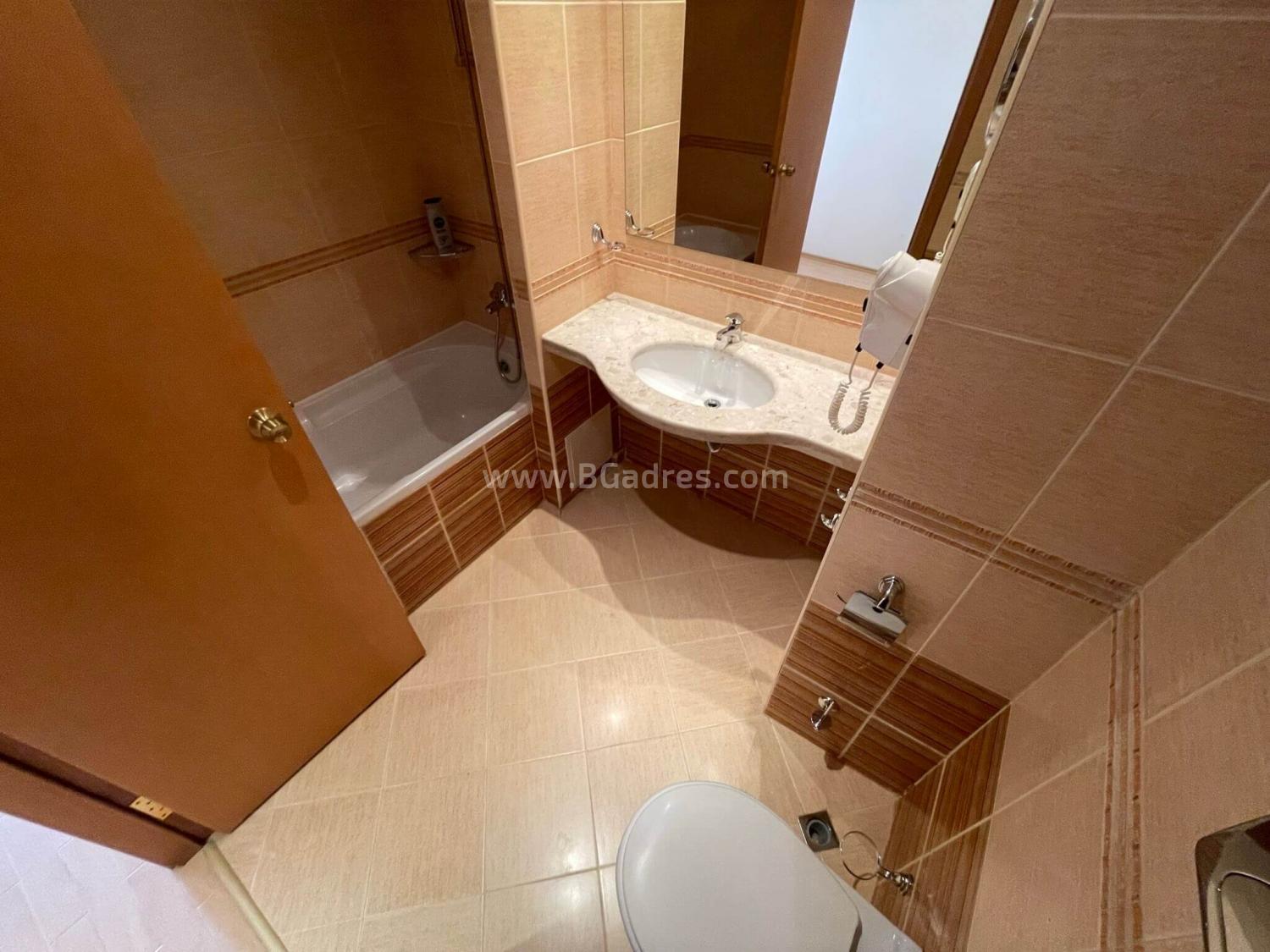 Большая студия на первой линии | №2259