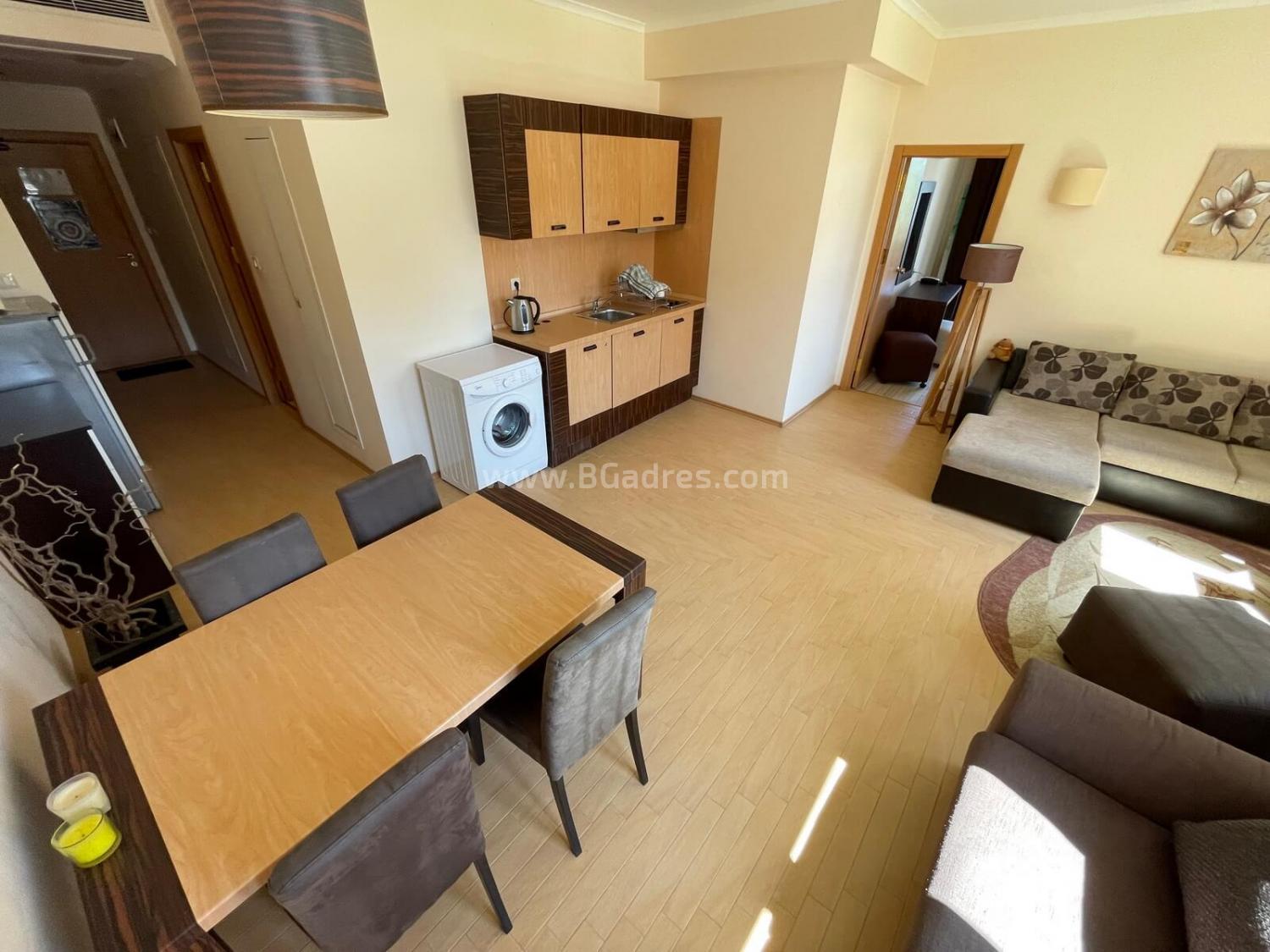 Квартира в комплексе Маджестик І №2672