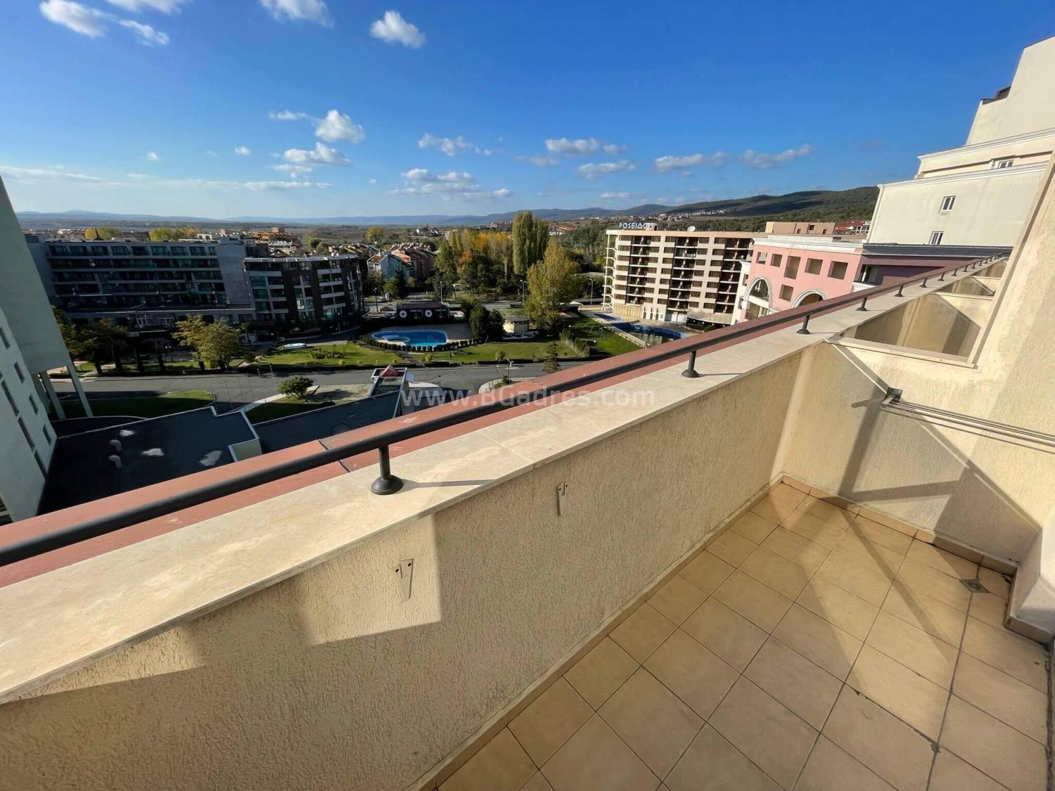 Большая студия на первой линии | №2259