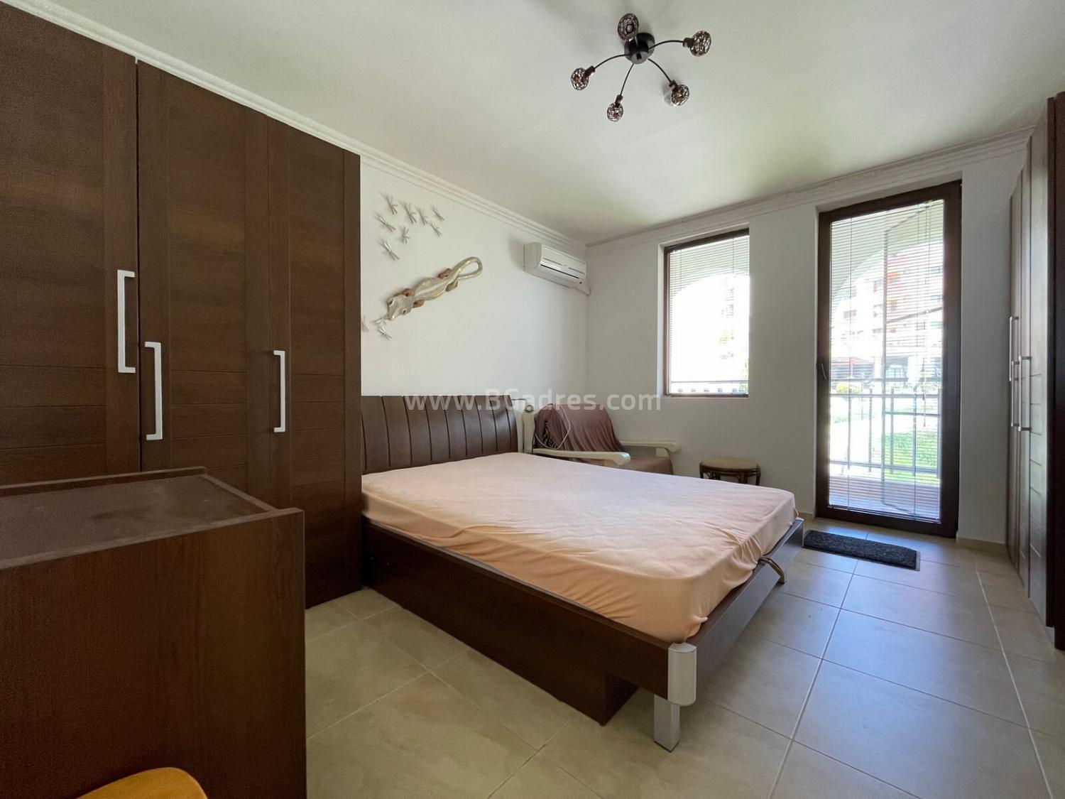 Wohnung mit frontalem Meerblick I №2569