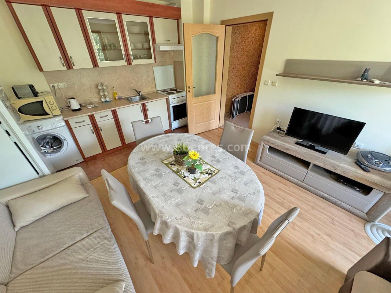 Квартира в комплексе Месамбрия Форт І №3621