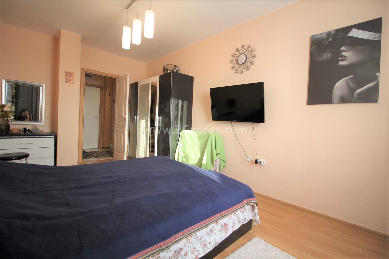 Three-room apartment with excellent furniture | No. 2081