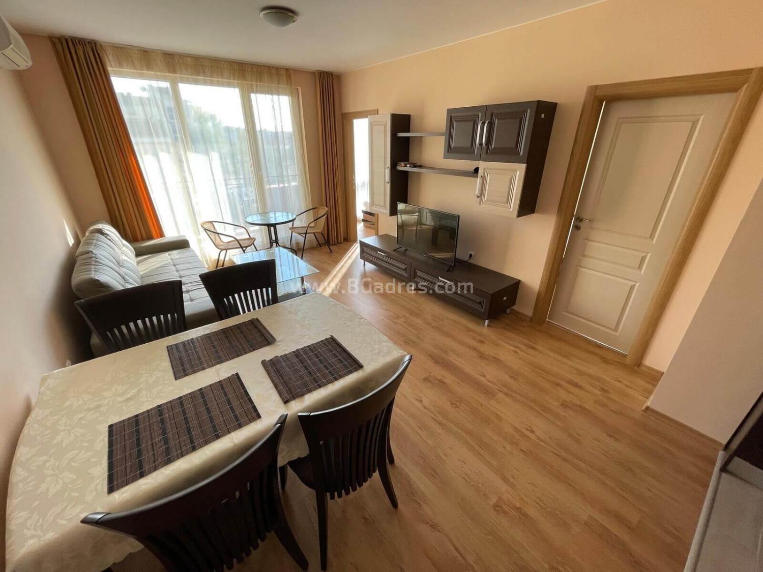 Квартира в комплексе Месамбрия Палас І №2683