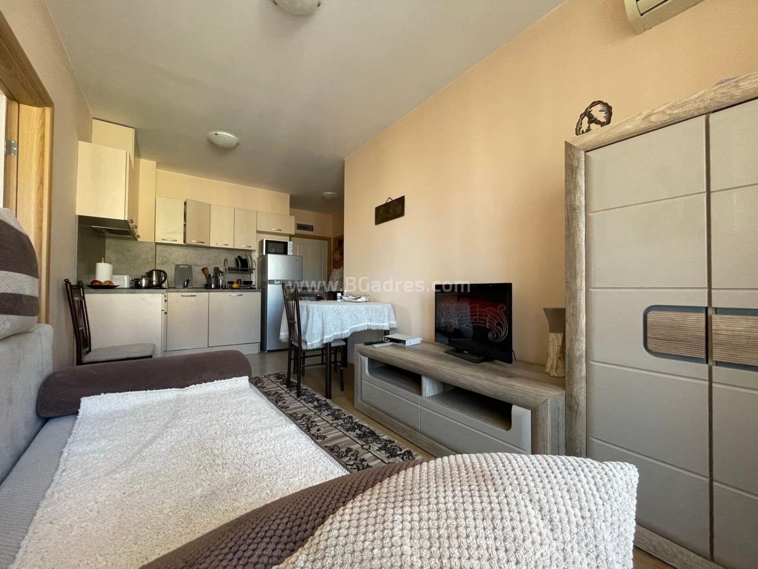 Two-room apartment in Mesambria Resort I №2516