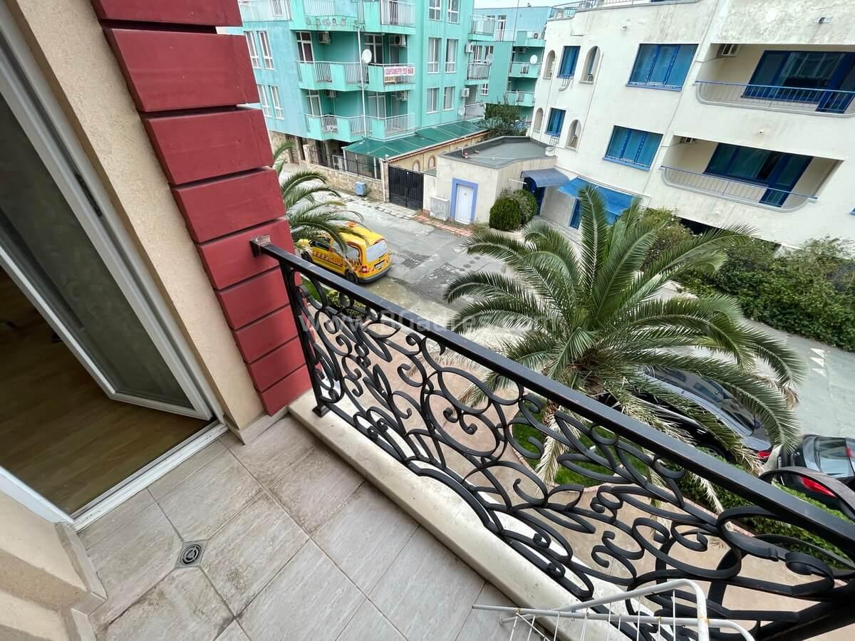 Profitable two-room apartment by the sea | №2306