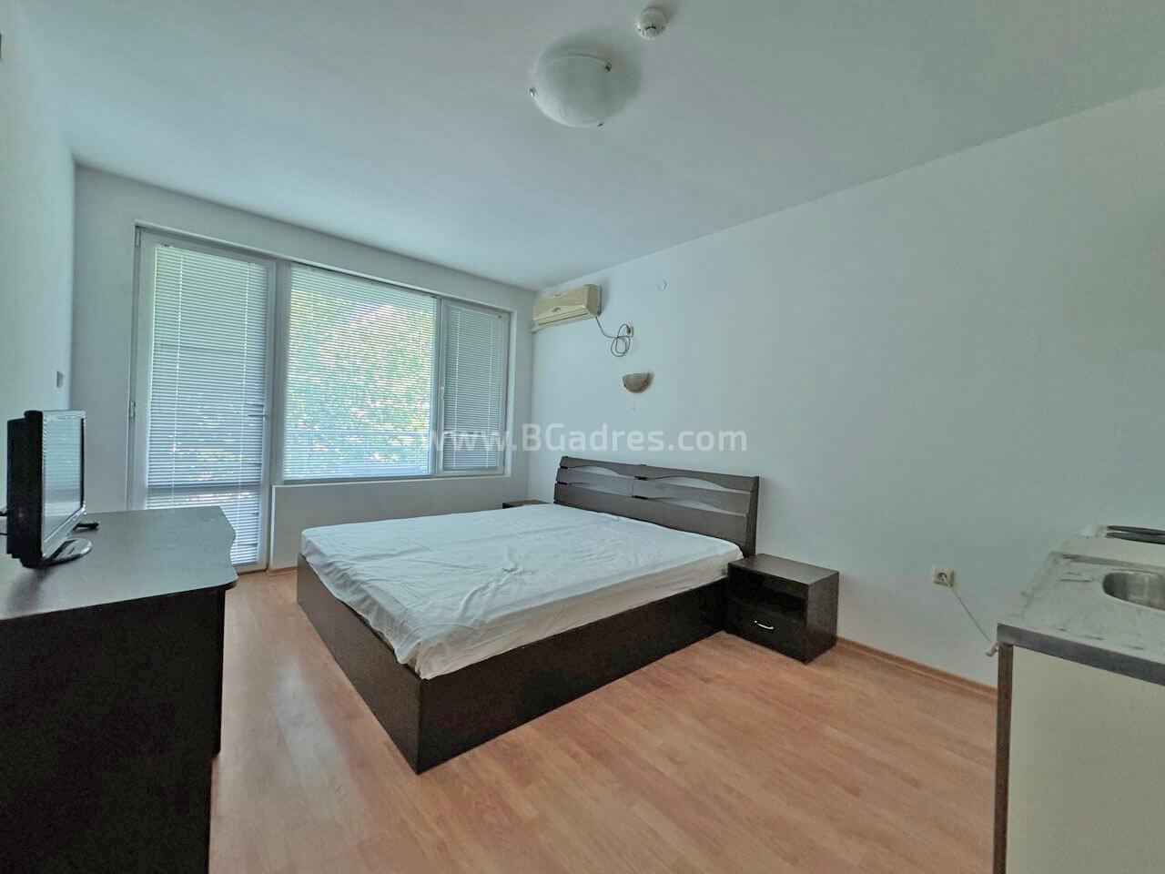 Студио на изгодна цена в Сарафово І №3734