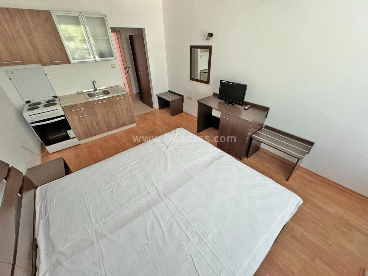 Студио на изгодна цена в Сарафово І №3734