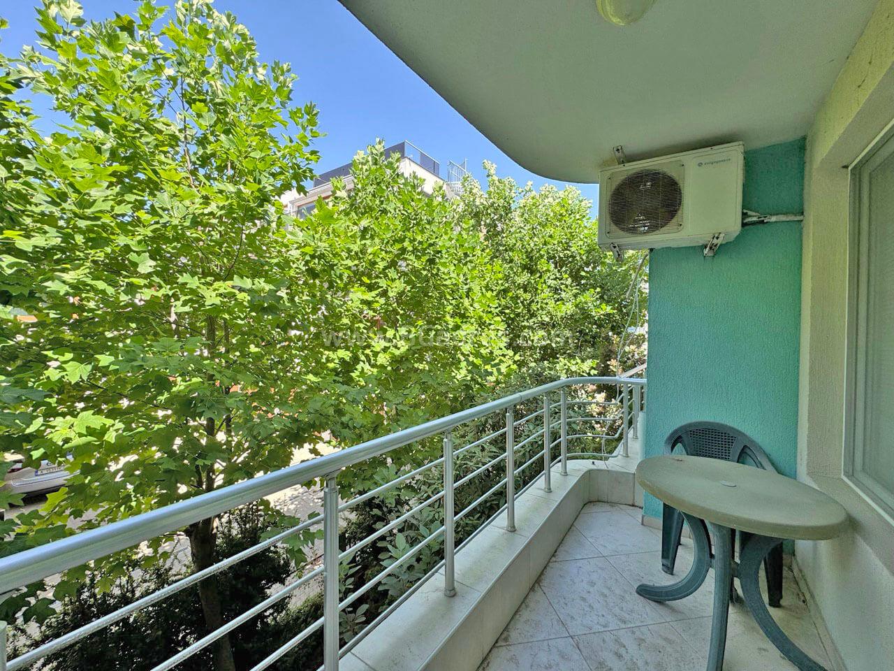 Студио на изгодна цена в Сарафово І №3734