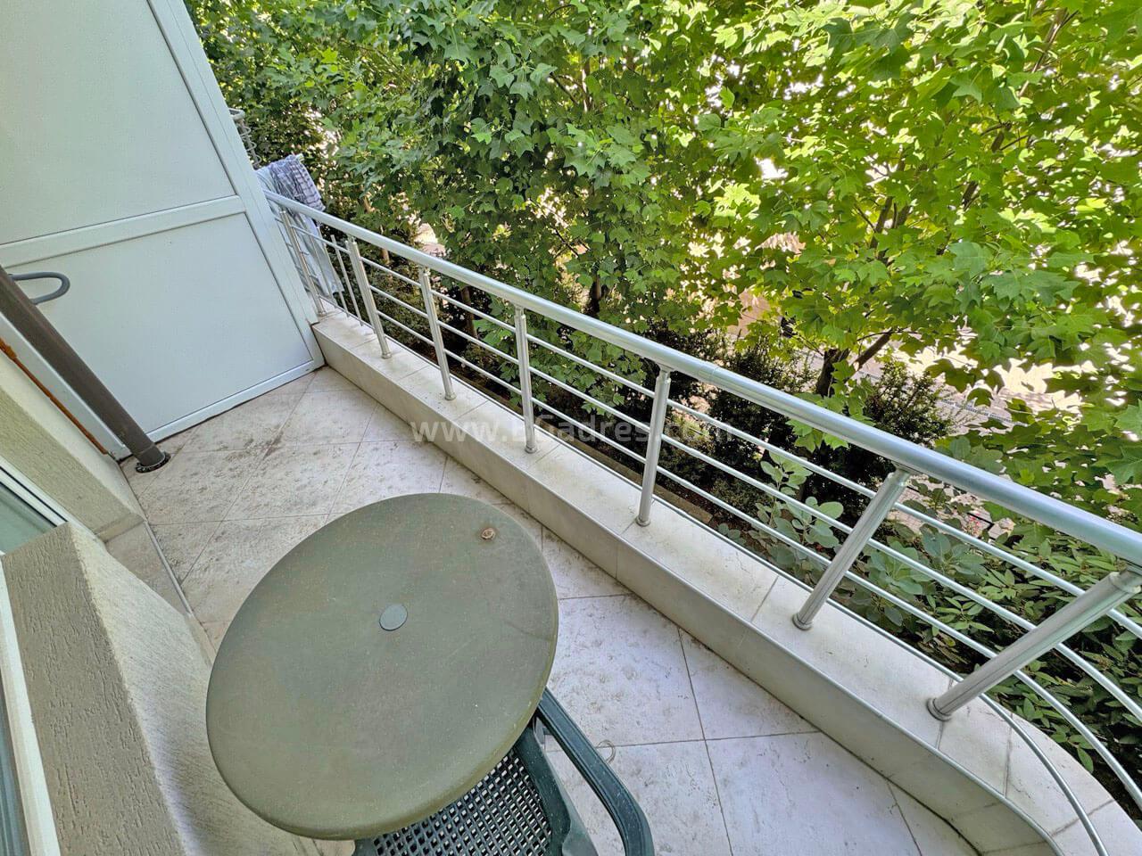 Студио на изгодна цена в Сарафово І №3734