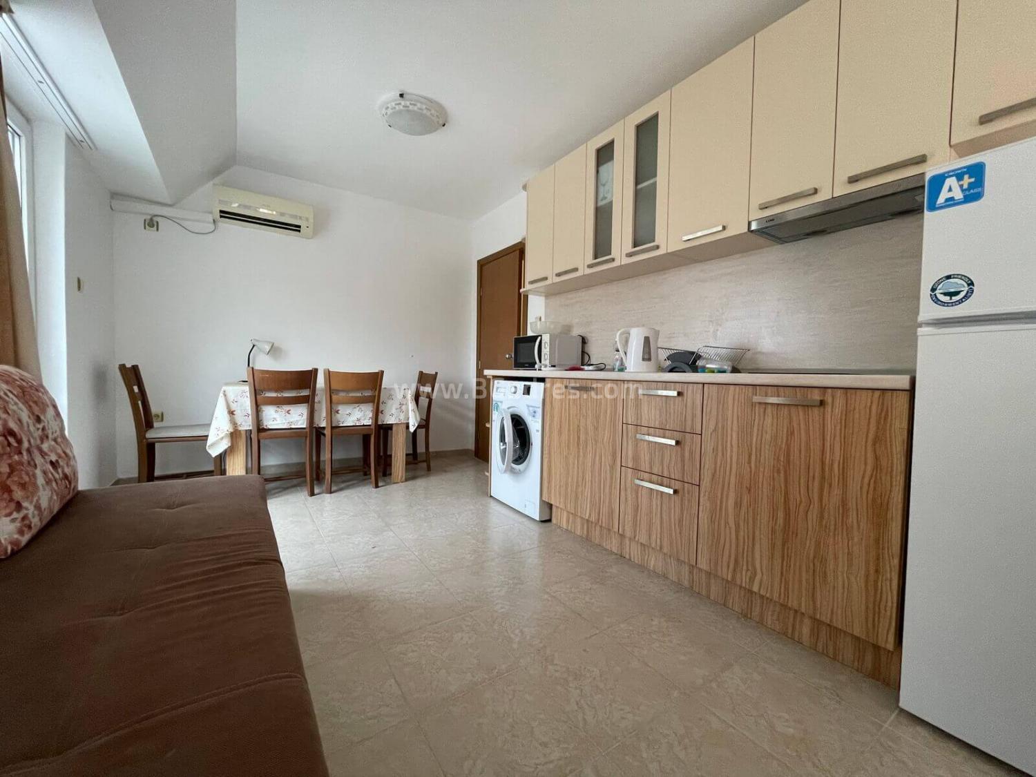 Apartment with low maintenance fee in Sunny Beach І №2761