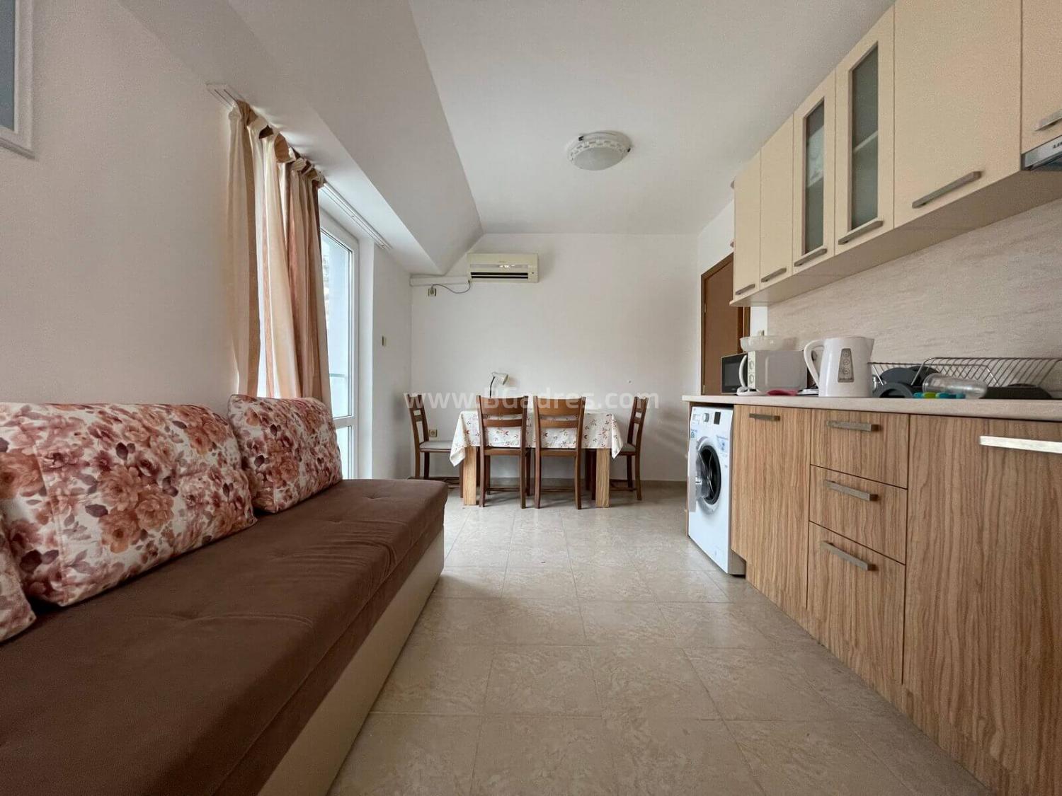 Apartment with low maintenance fee in Sunny Beach І №2761