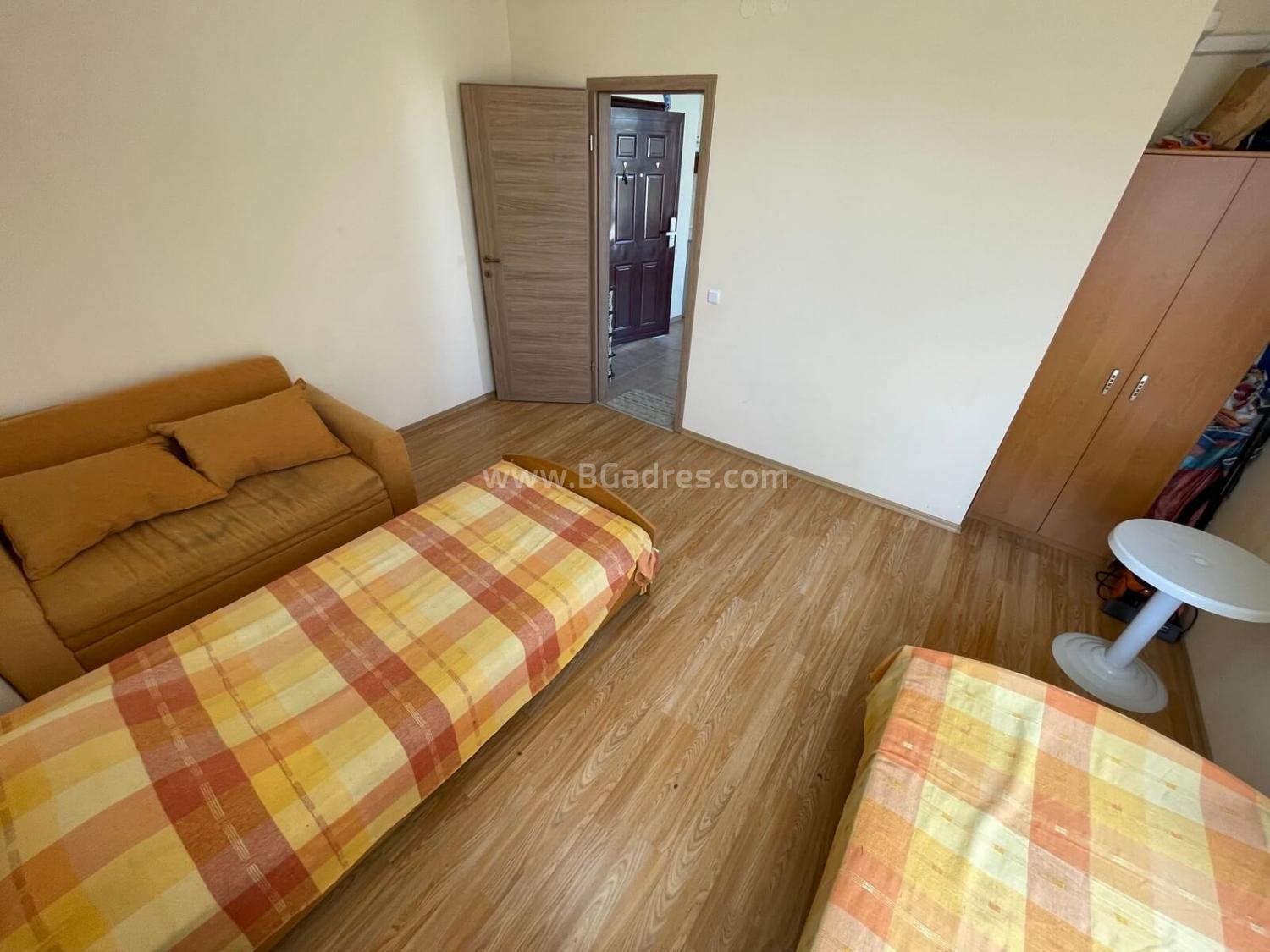 Inexpensive three-room apartment in Sunny Beach | №2390