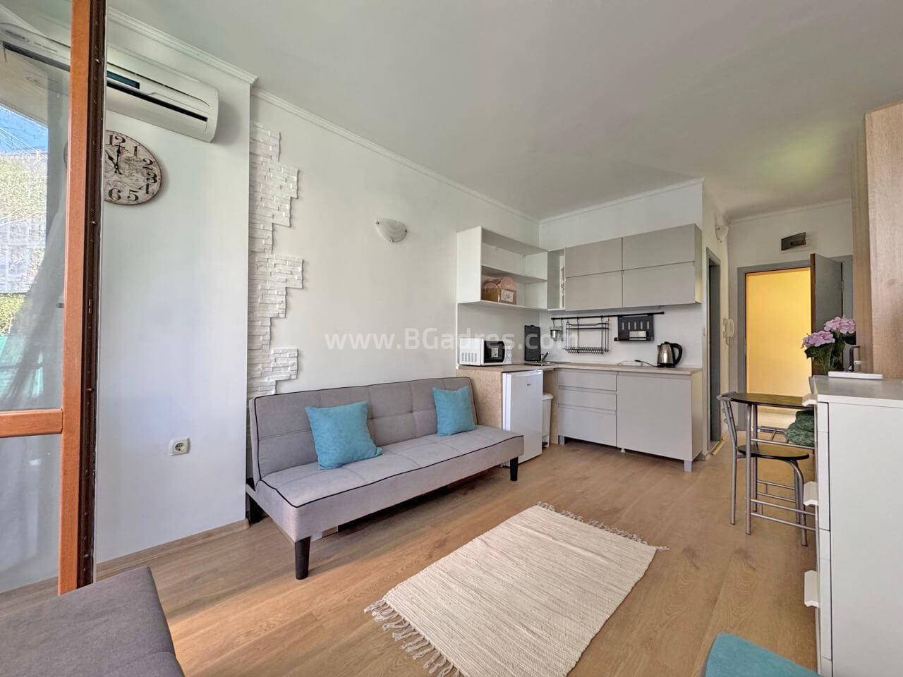 Studio in the Pacific 2 complex І №4163