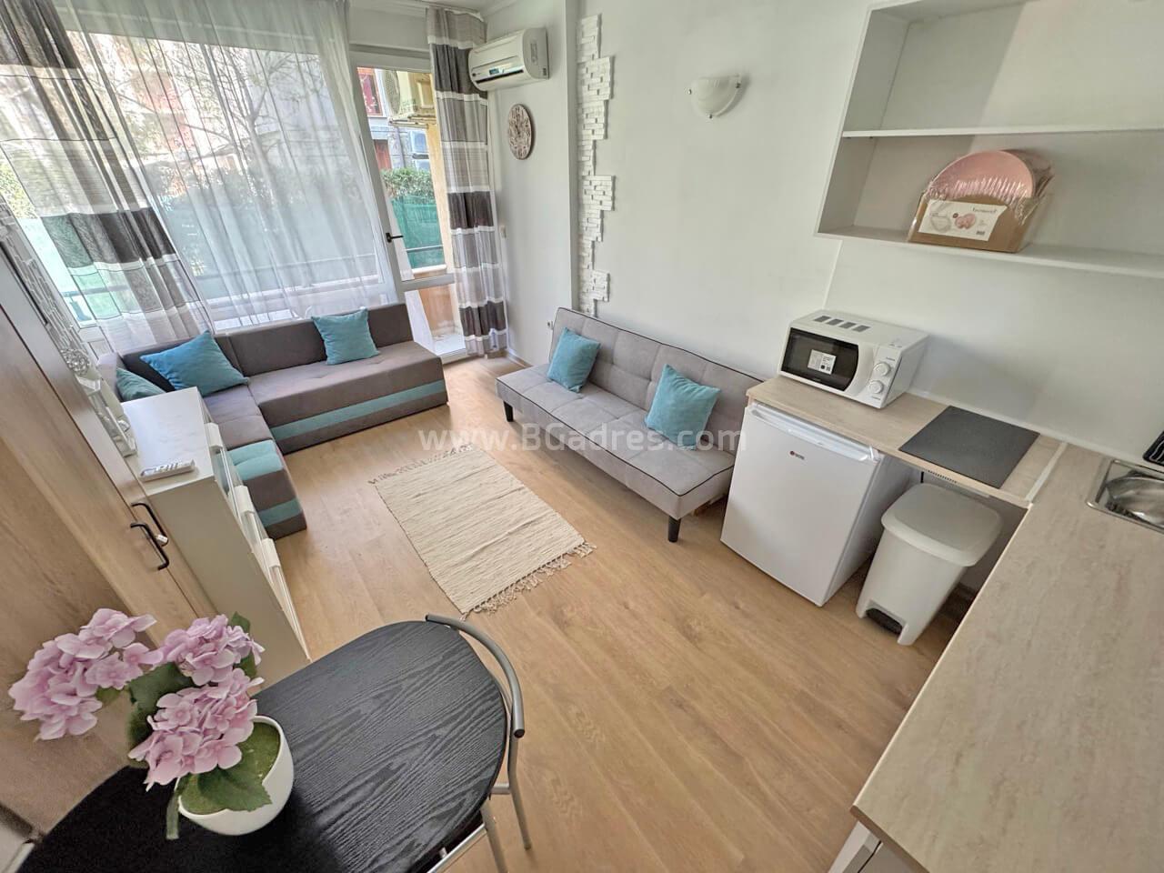 Studio in the Pacific 2 complex І №4163