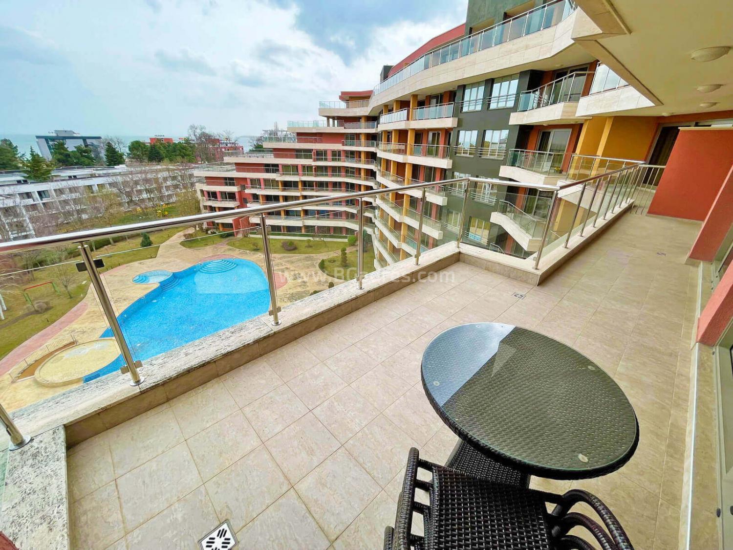 Sea view apartment in Sunny Beach І №2853