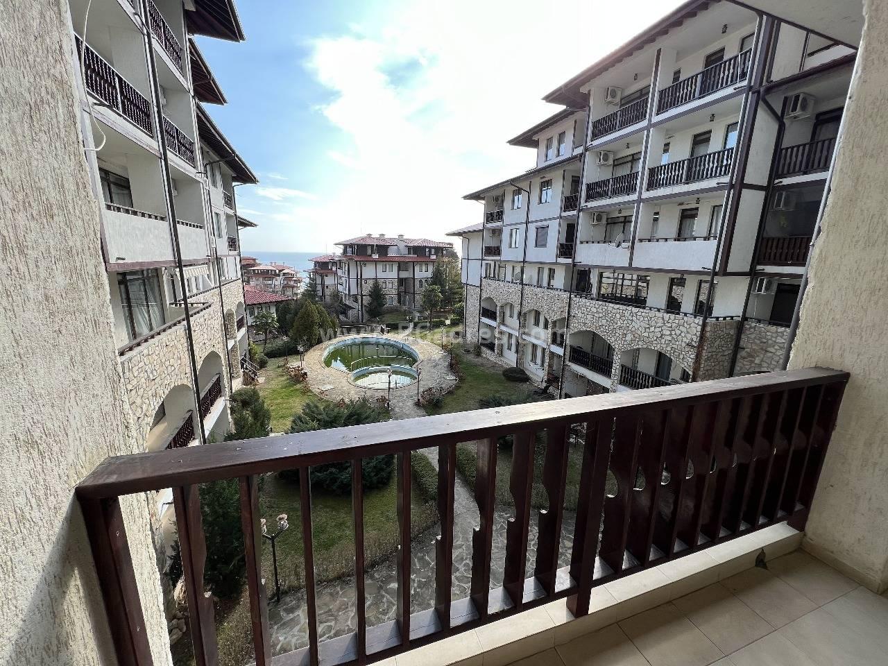 Sea view apartment in Saint Vlas І №3313