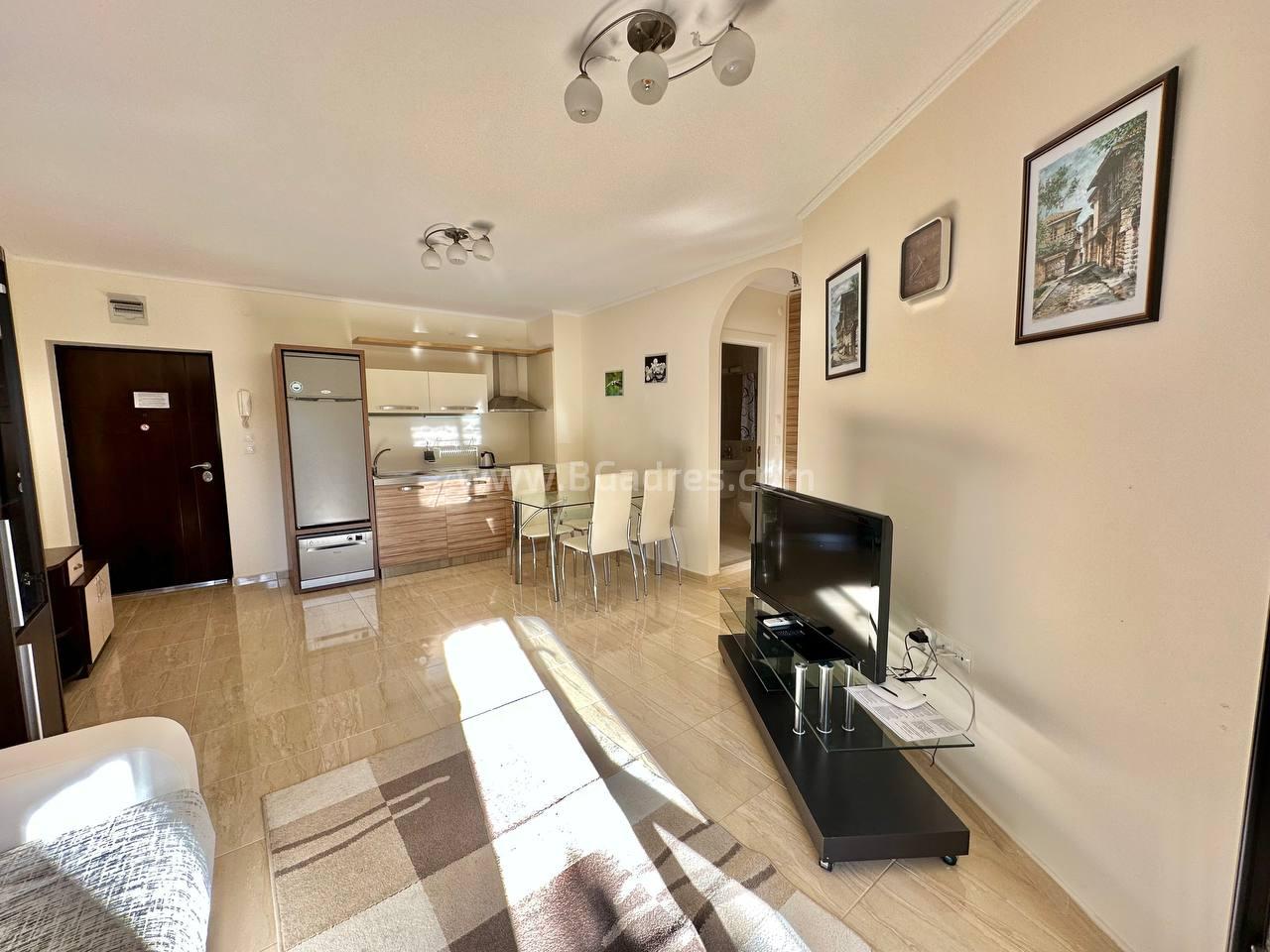 Apartment with a garage in Esteban complex І №2766