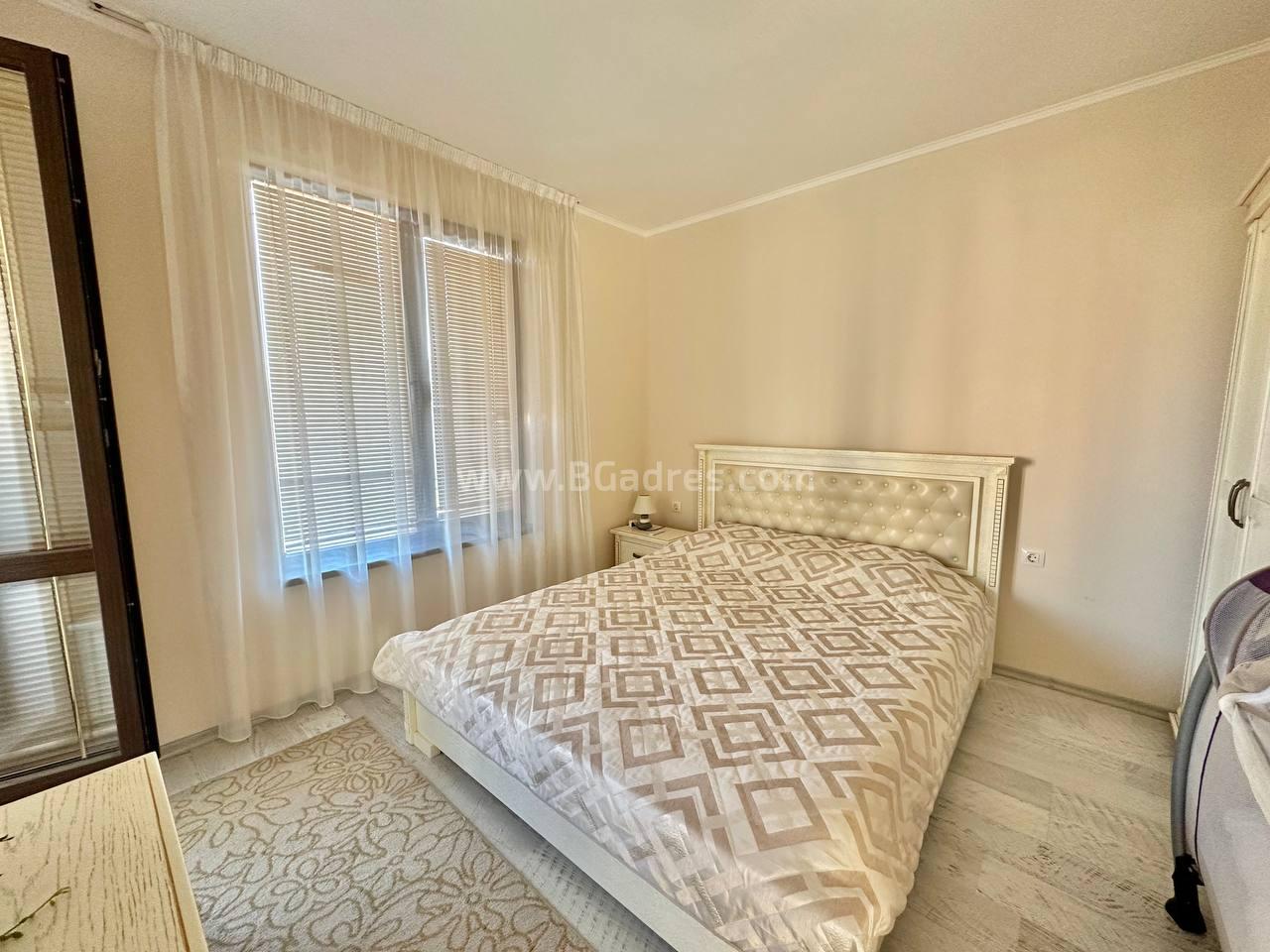 Тристаен апартамент в комплекс Естебан І №2767