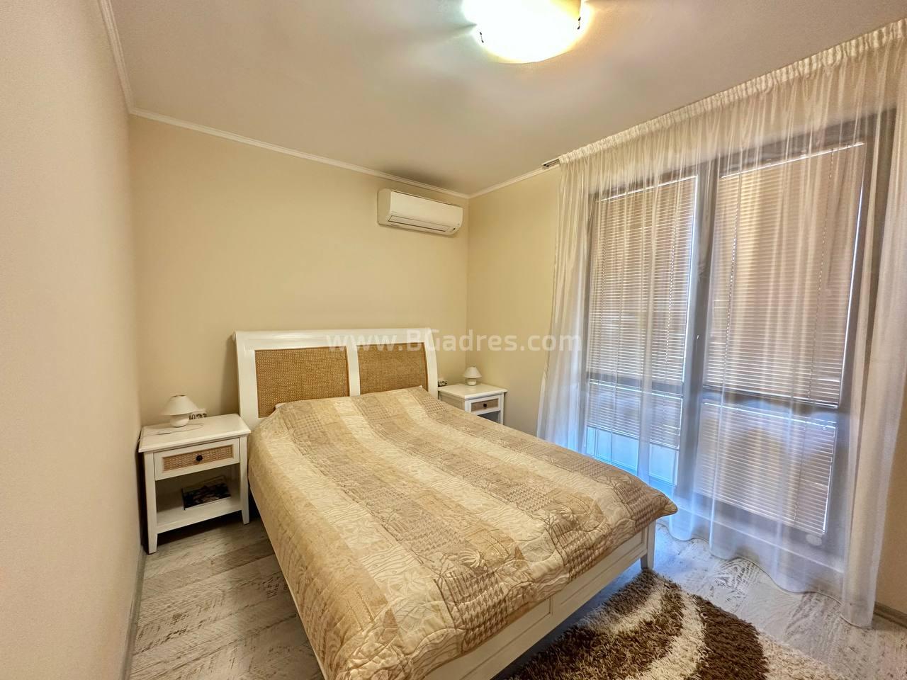 Тристаен апартамент в комплекс Естебан І №2767