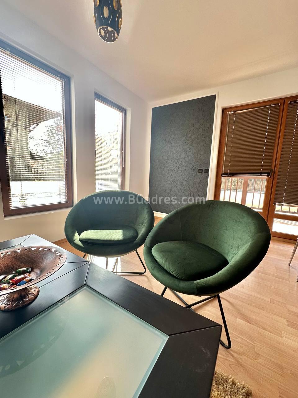 Apartment with new furniture close to the beach І №2935