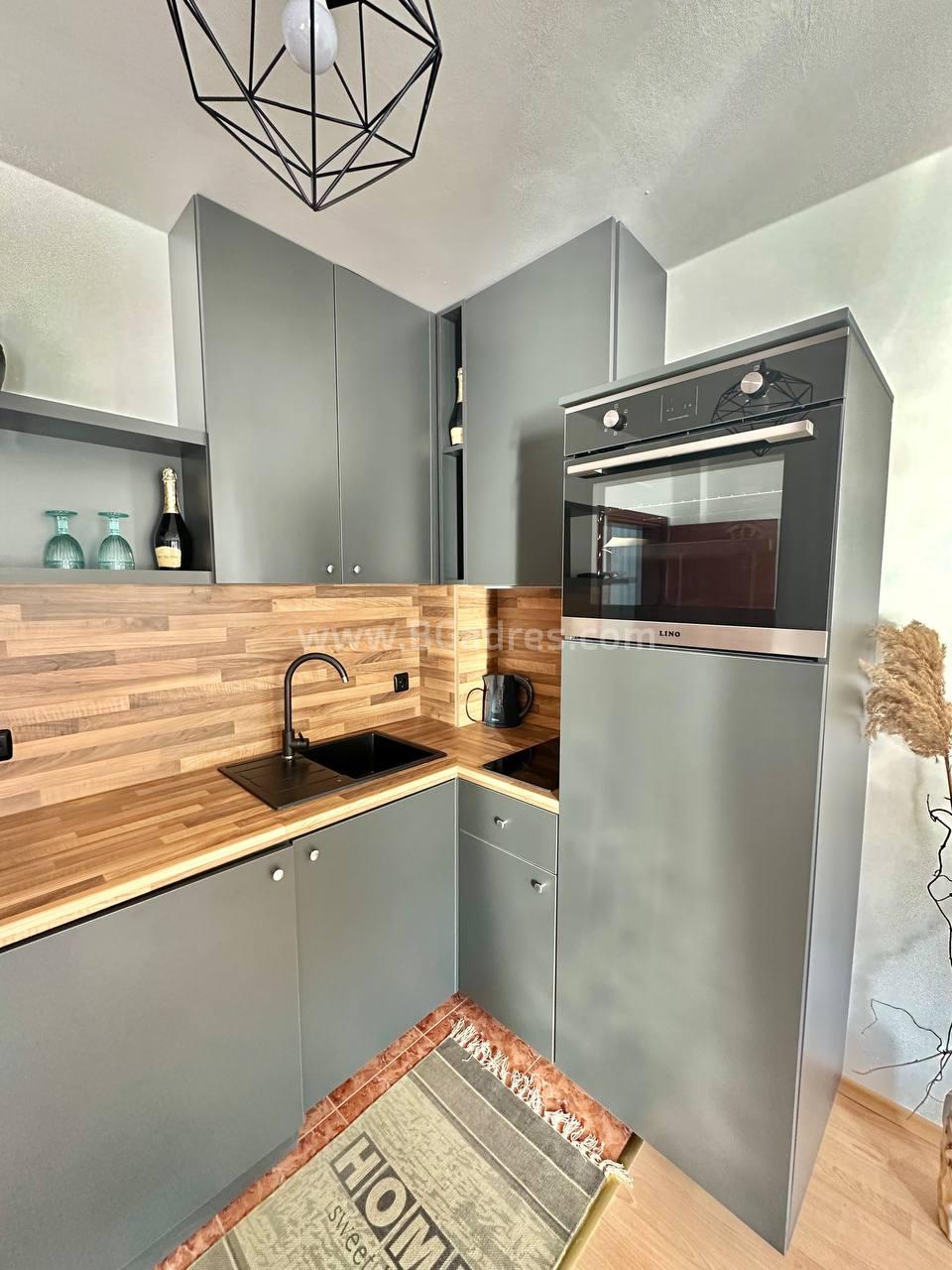 Apartment with new furniture close to the beach І №2935