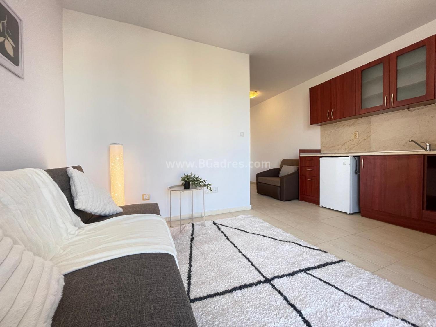 Studio with low maintenace fee on the seaside І №4627