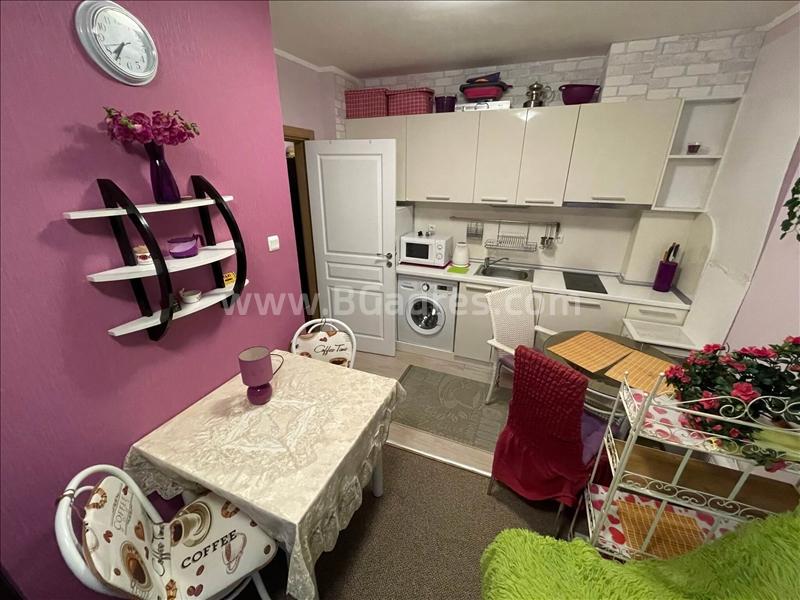 Апартамент в комплекс Месембрия Палас | № 2177