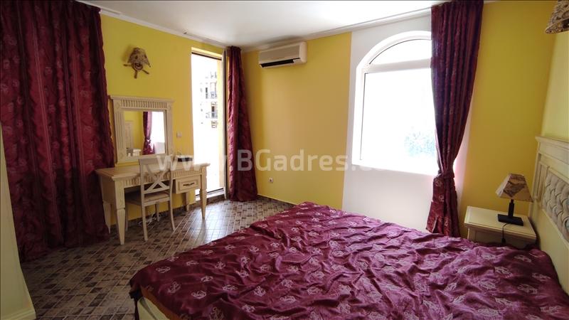 Голям апартамент с гледка към морето в Слънчев бряг | No 2049