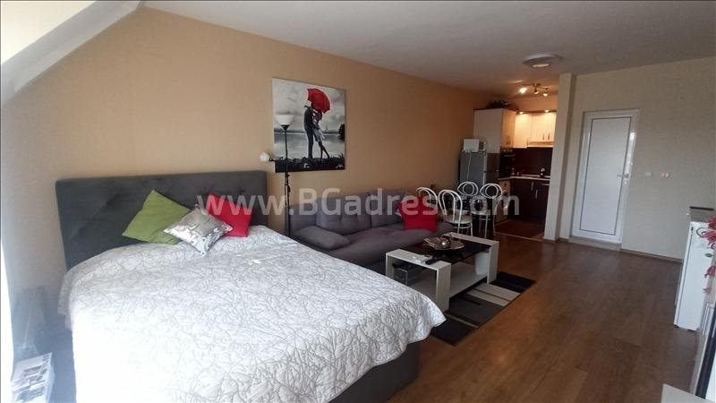 Голямо студио за постоянно жителство в Сарафово | No 2063