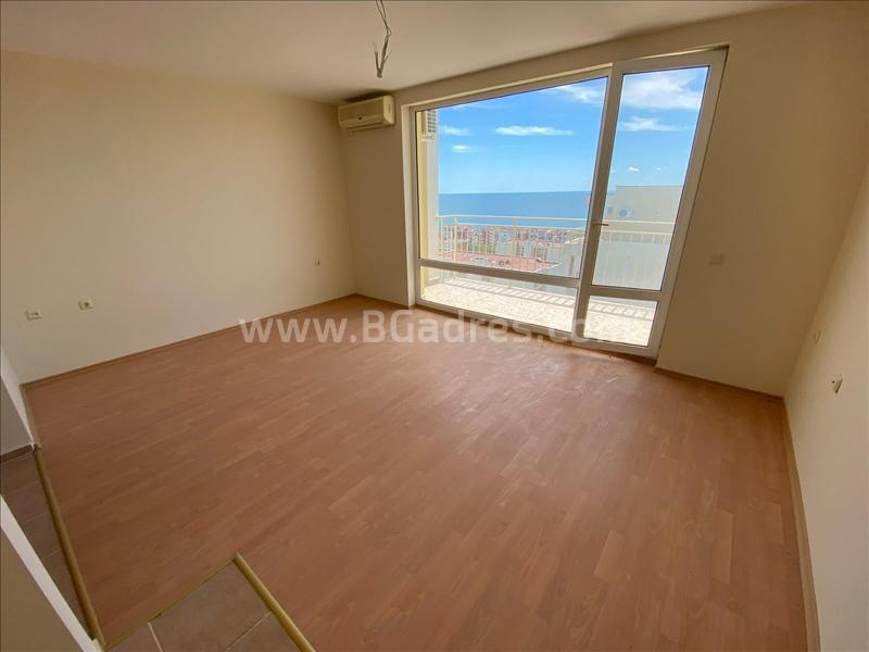 Large studio with sea view | No. 2098