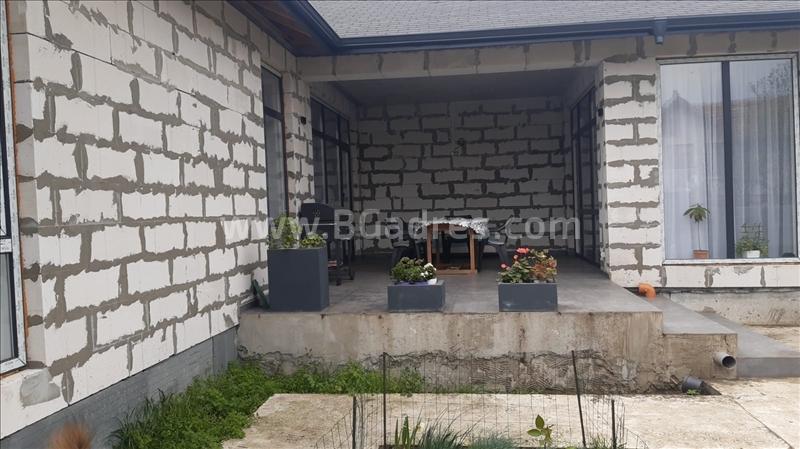 Дом с тремя спальнями в Александрово І №2441