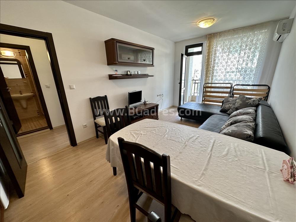 Wohnung im Komplex Raduga І №3151