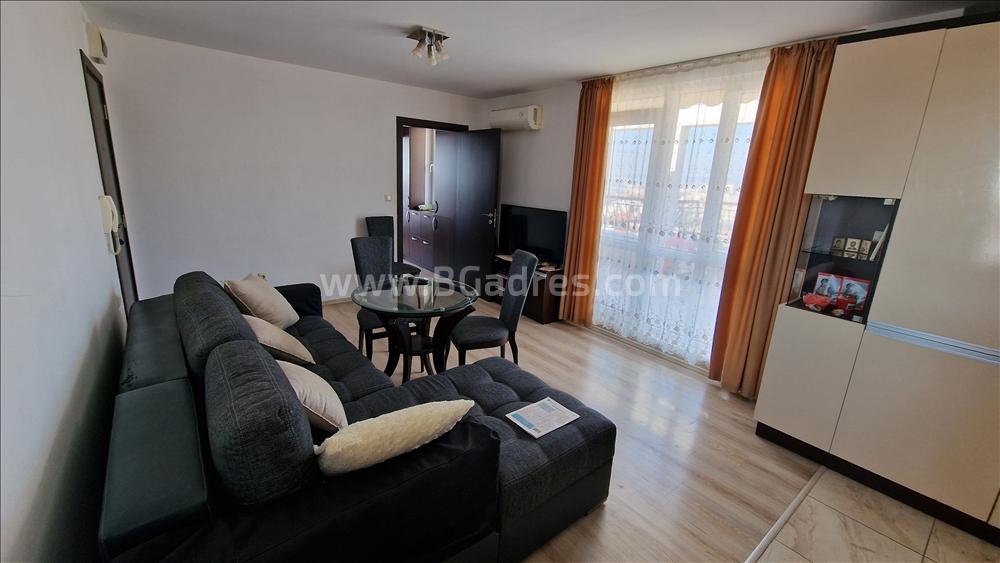 Sew view apartment with loaw maintenance fee І №3844