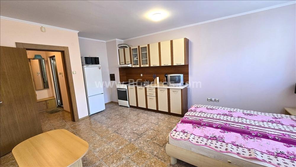 Studio with low maintenance fee in Sunny Beach І №4352