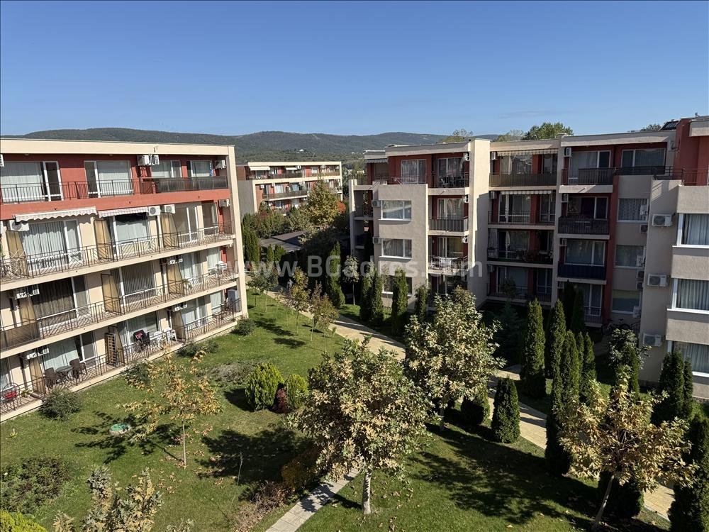 Студия в рассрочку в комплексе Холидей Форт І №4603