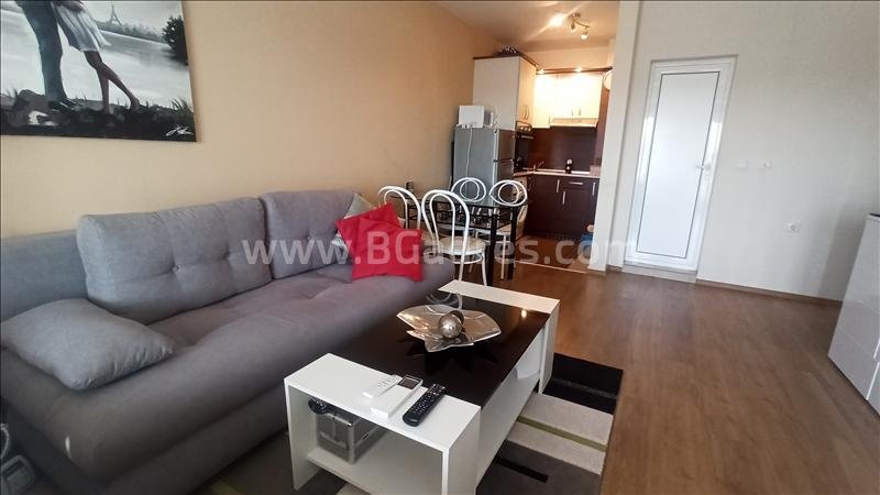 Голямо студио за постоянно жителство в Сарафово | No 2063