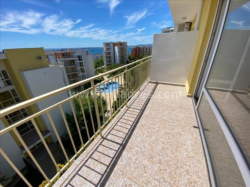 Large studio with sea view | No. 2098