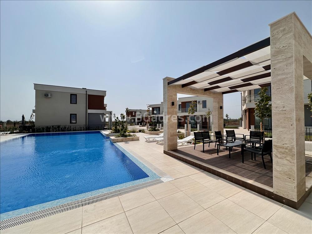 Къща с двор близо до Бургас І №3837