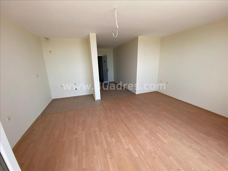 Large studio with sea view | No. 2098