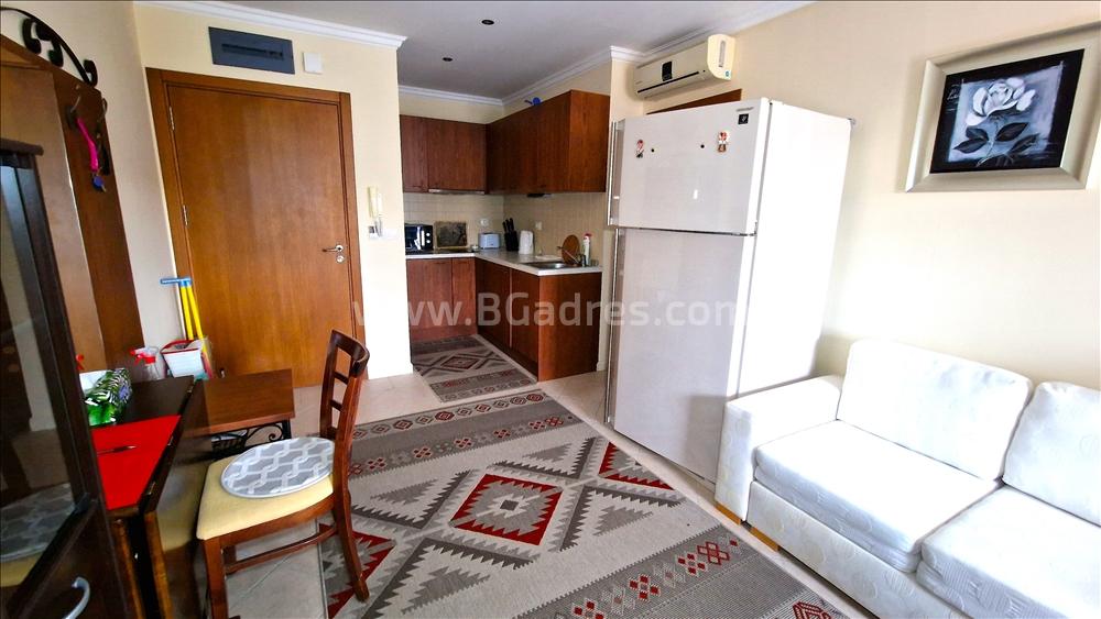 Wohnung mit Meerblick im Santa Marina-Komplex І №3301