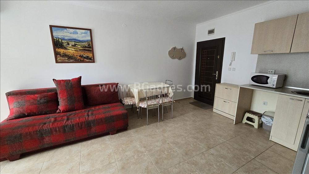 Двухкомнатная квартира в комплексе Аполон І №4183