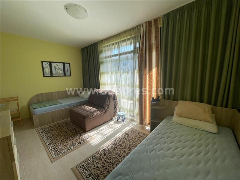 Трехкомнатная квартира в Гринлайф І №2427