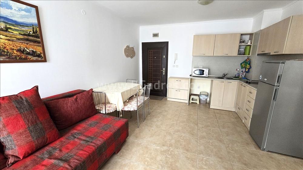 Двухкомнатная квартира в комплексе Аполон І №4183