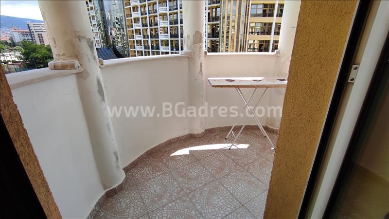 Голям апартамент с гледка към морето в Слънчев бряг | No 2049