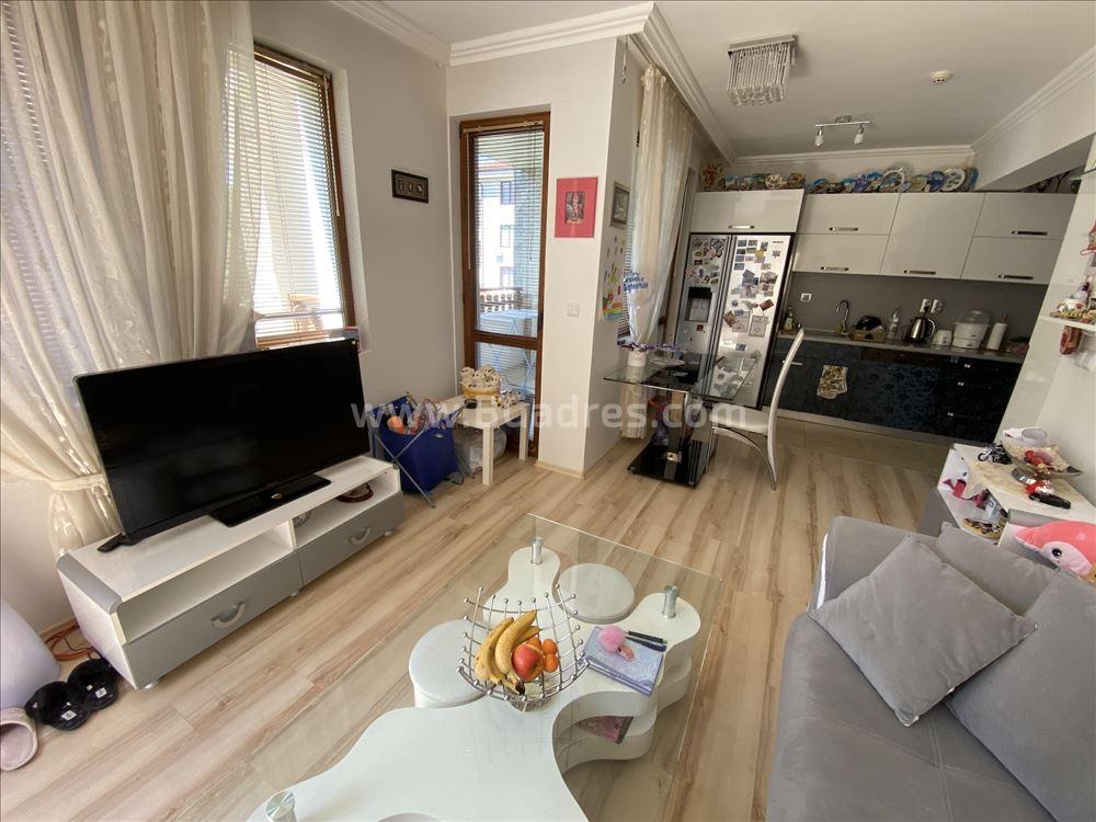 Апартамент с веранда в Свети Влас I №2548