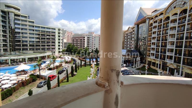 Голям апартамент с гледка към морето в Слънчев бряг | No 2049