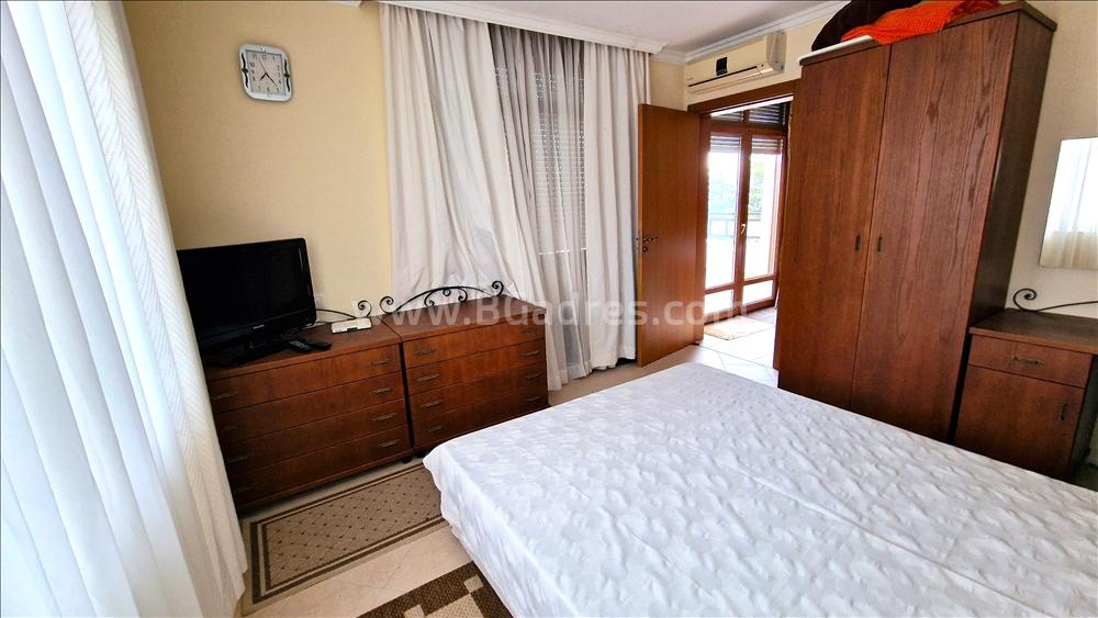 Wohnung mit Meerblick im Santa Marina-Komplex І №3301